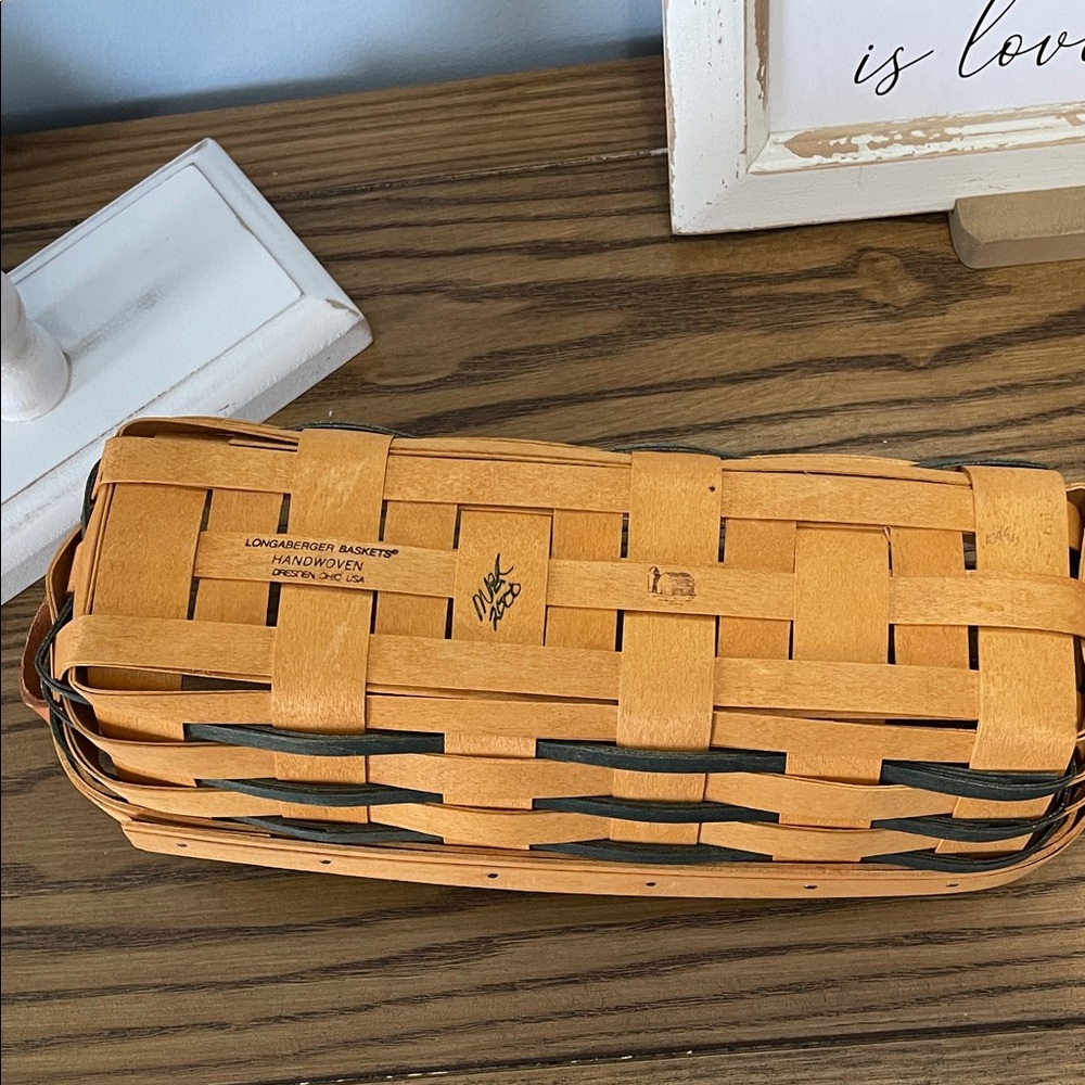 Longaberger Heartland Collection Hand woven muffin basket with fabric liner and - Picture 6 of 11